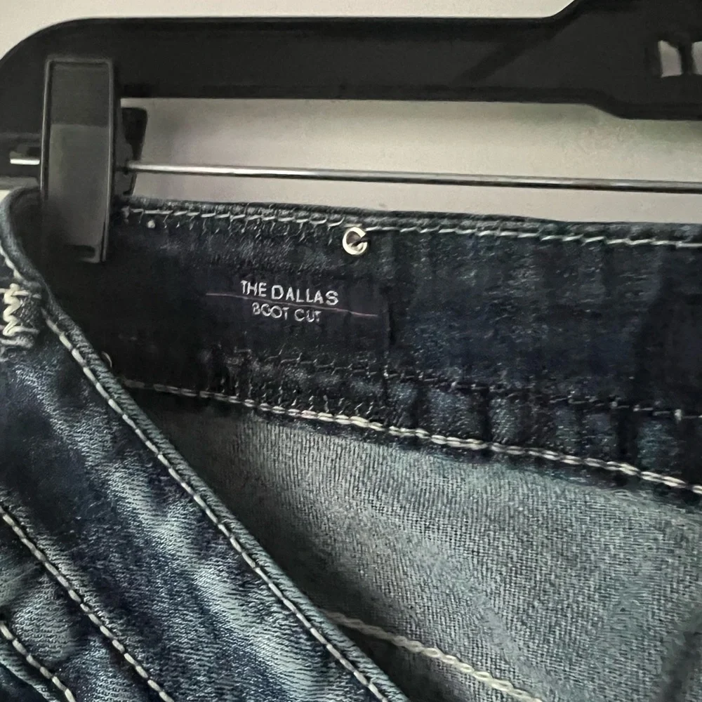 Vigoss Women's Boot Cut Jeans - Size 14x33 - Picture 10 of 10